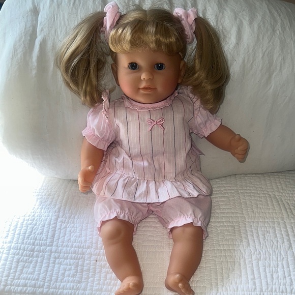 Corolle Vintage vanilla scented baby doll 2000 in prestige beautiful Bebe 14” - Picture 1 of 17